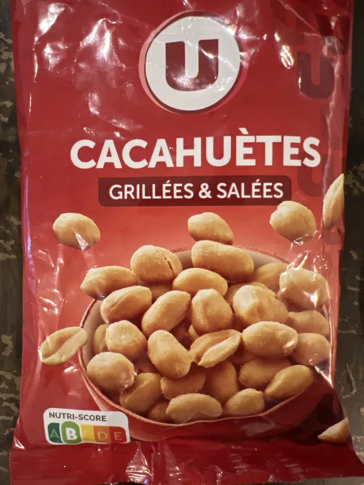 Cacahuètes grillées et salées