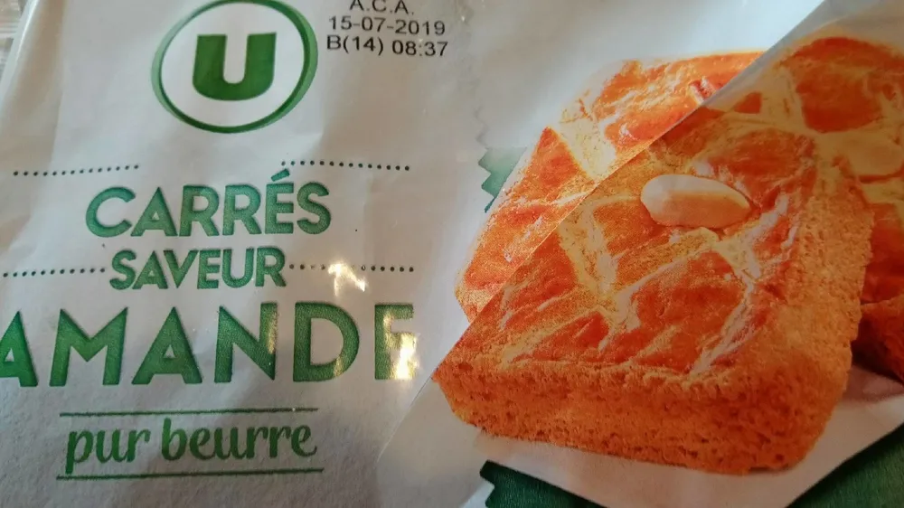 Carrés saveur amande