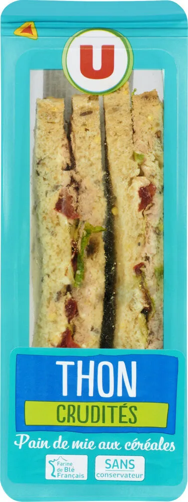Sandwich de pain de mie aux céréales thon et crudités