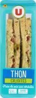 Sandwich de pain de mie aux céréales thon et crudités
