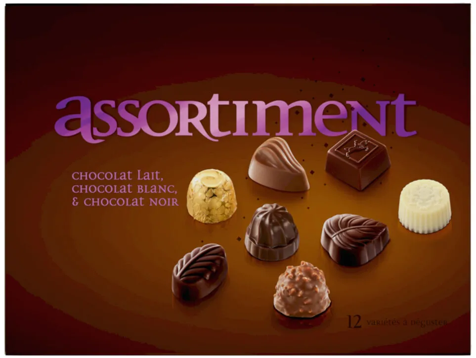 Assortiment de chocolats au lait blanc noir