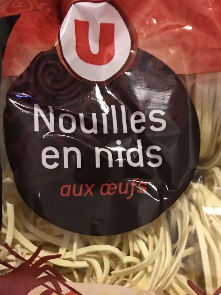 Nouilles en nid aux oeufs U
