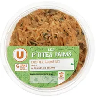 Carottes râpées, raisins secs, noix et graines de sésame
