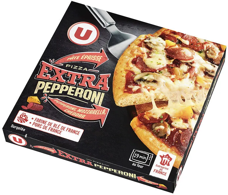 Pizza pâte épaisse pepperoni poivron
