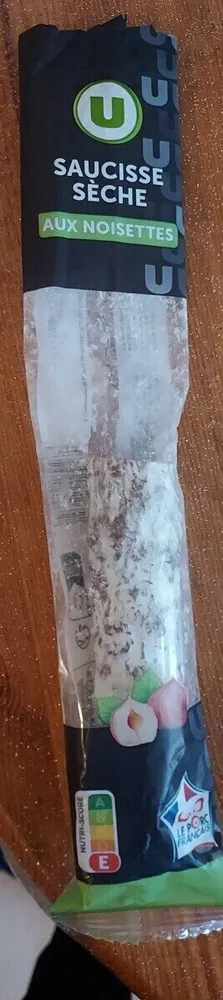 Saucisse sèche aux noisettes