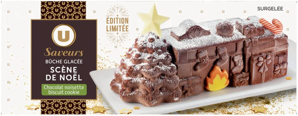 Bûche glacée scène de Noël