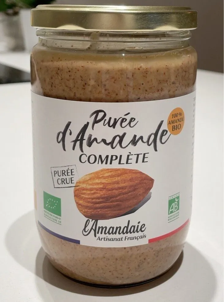 Purée d’amande complète