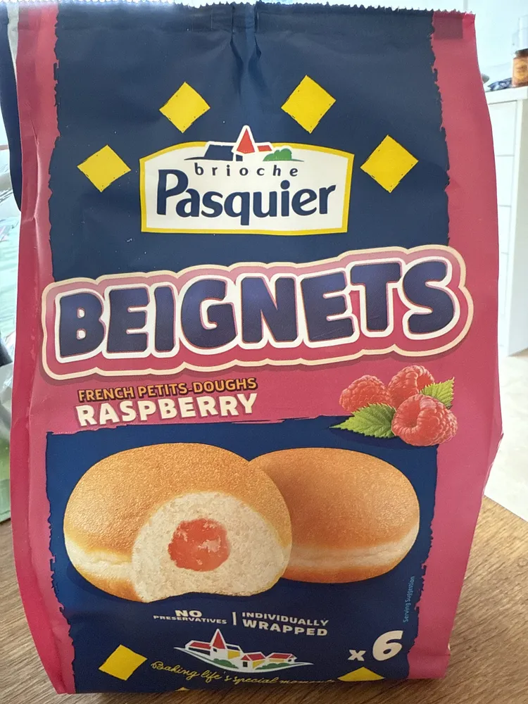 Raspberry Beignets