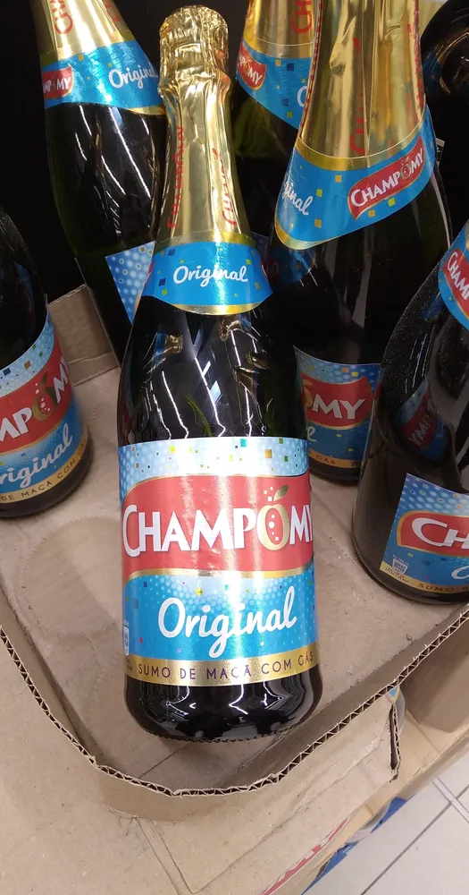 Champomy maça