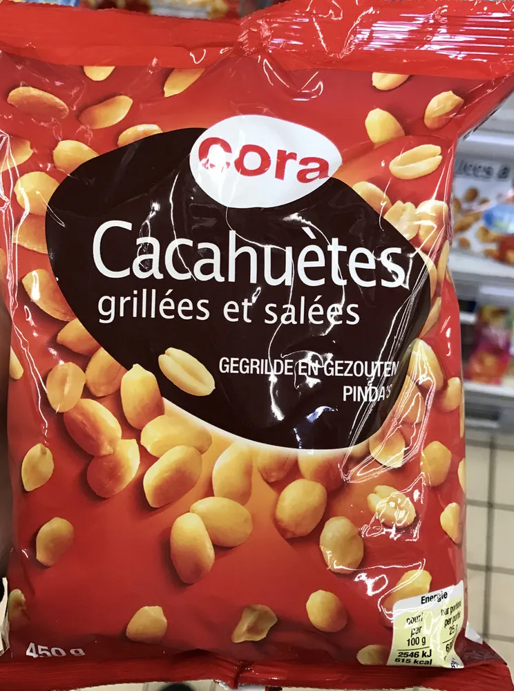 Cacahuètes grillées et salées