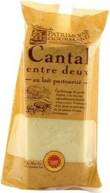 Cantal AOP entre deux au lait pasteurise