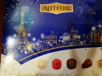 Assortiment de 12 variétés de chocolats fins