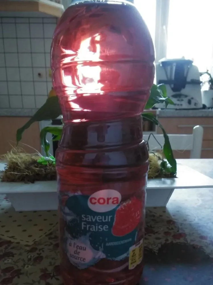 eau aromatisée fraise