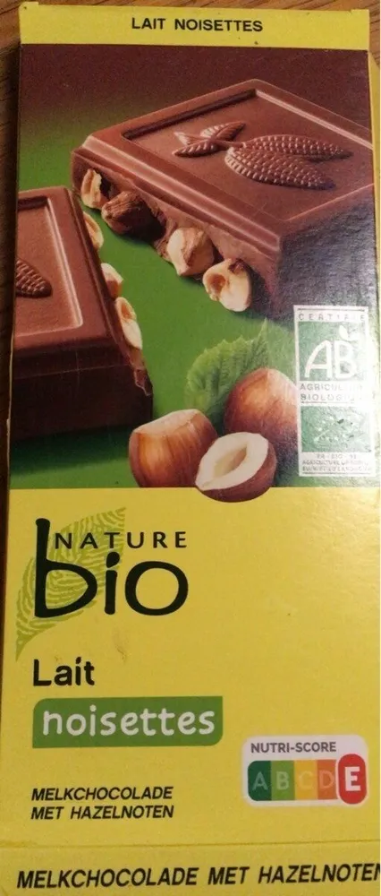 Chocolat lait noisettes