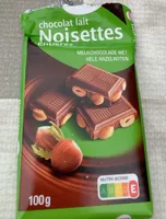 Chocolat lait noisettes entières