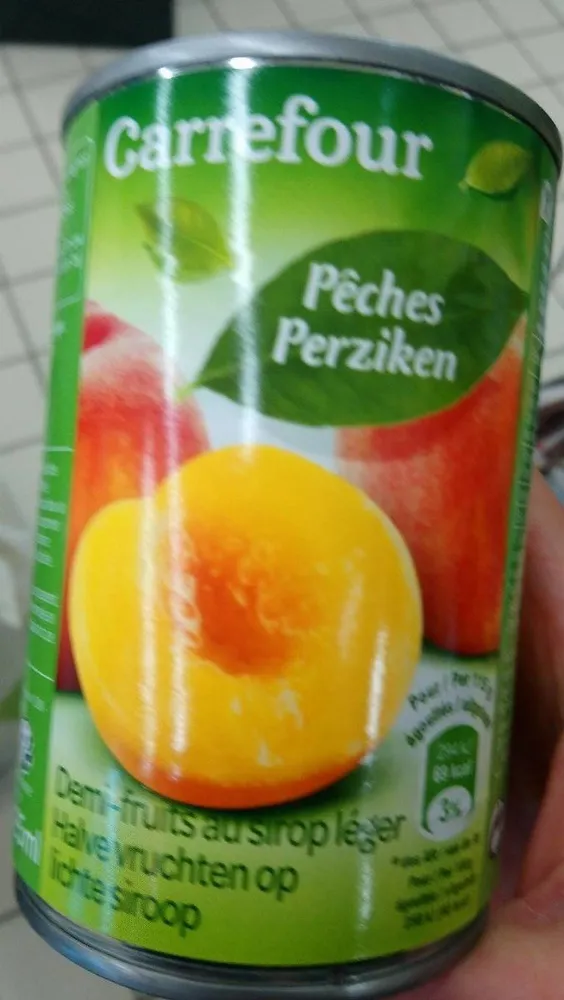 Demi-fruits au sirop léger pêches