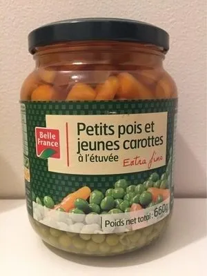 Petits pois et jeunes carottes