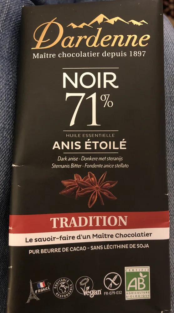 Noir 71% Anis étoilé