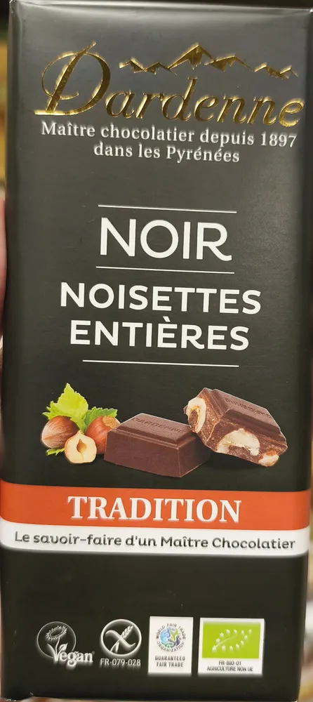 Noir noisettes entières