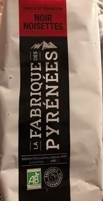 Chocolat traditionnel noir noisettes