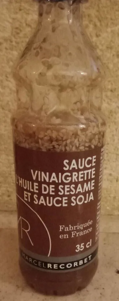 Sauce vinaigrette à l'huile de sésame et sauce soja