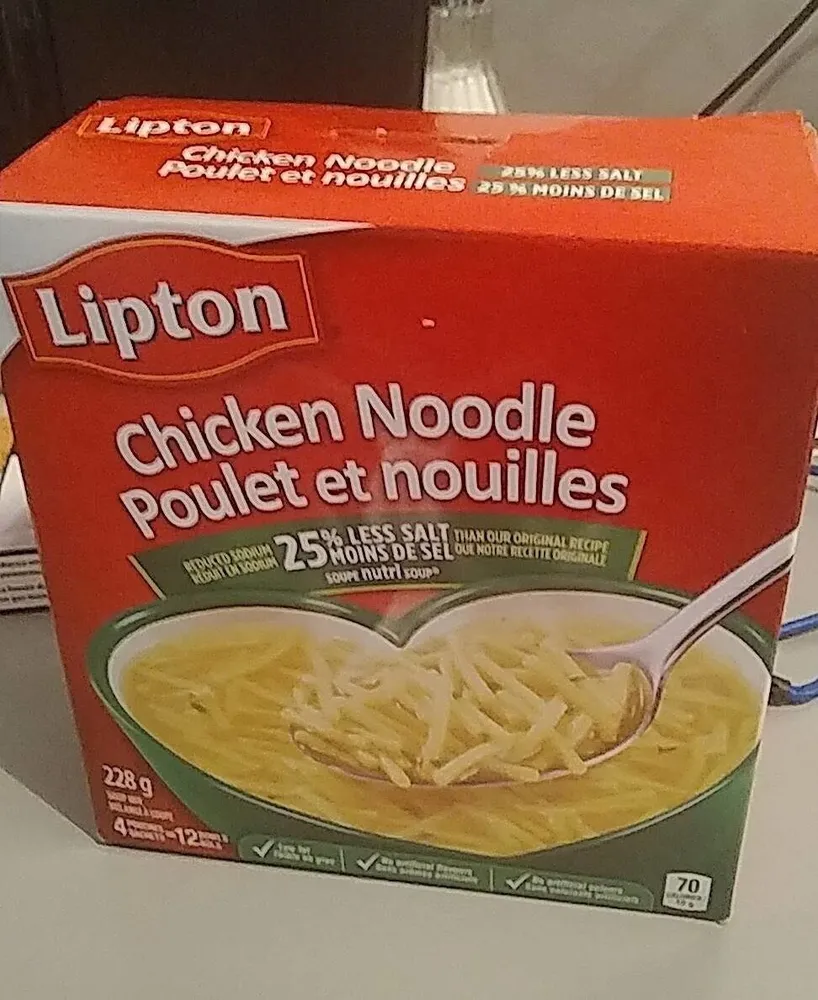 Soupe poulet et nouilles