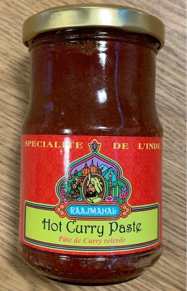 Hot curry paste