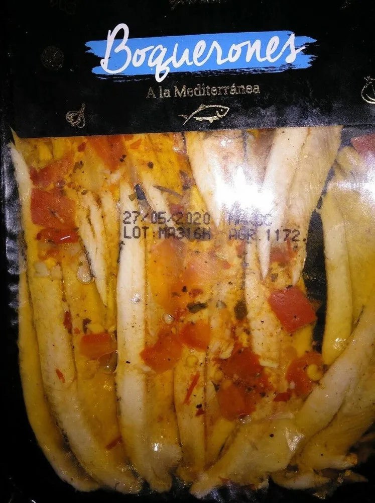 Boquerones a la mediterránea