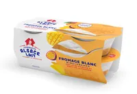 Fromage blanc sur lit de mangue et de fruit de la passion