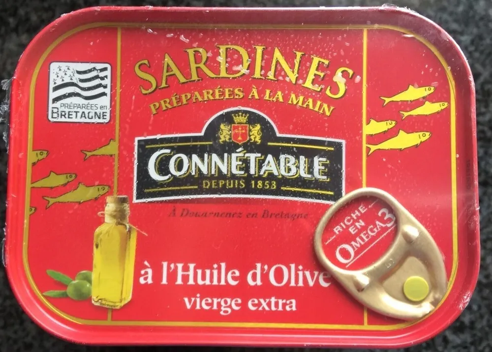 Sardines préparées à la main à l'huile d'olive extra vierge