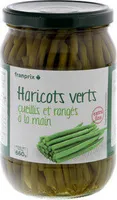 Haricots verts cueillis et rangés à la main