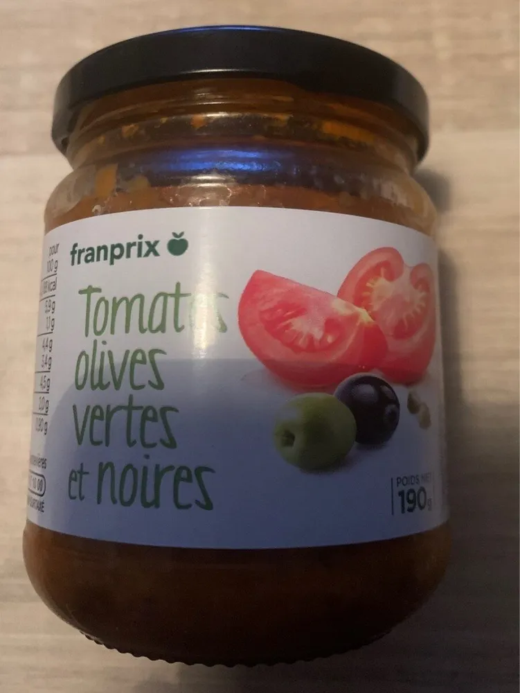 Tomates olives vertes et noires