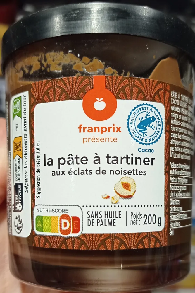 La pate a tartiner aux eclats de noisettes