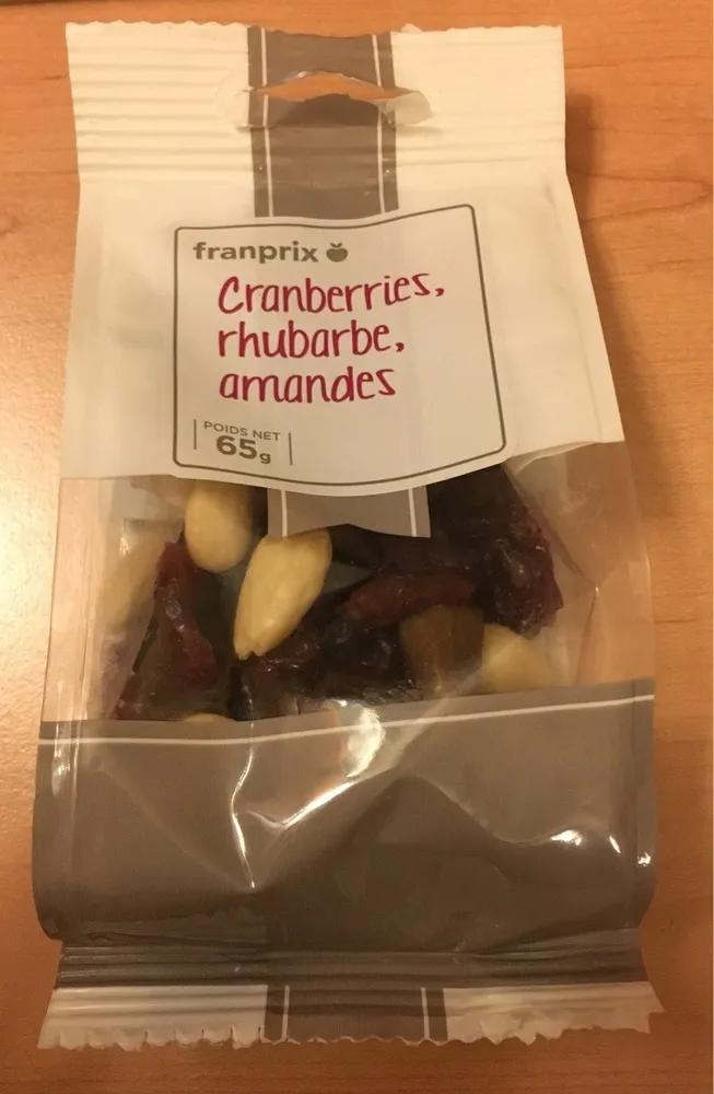Cranberries, rhubarbe, amandes
