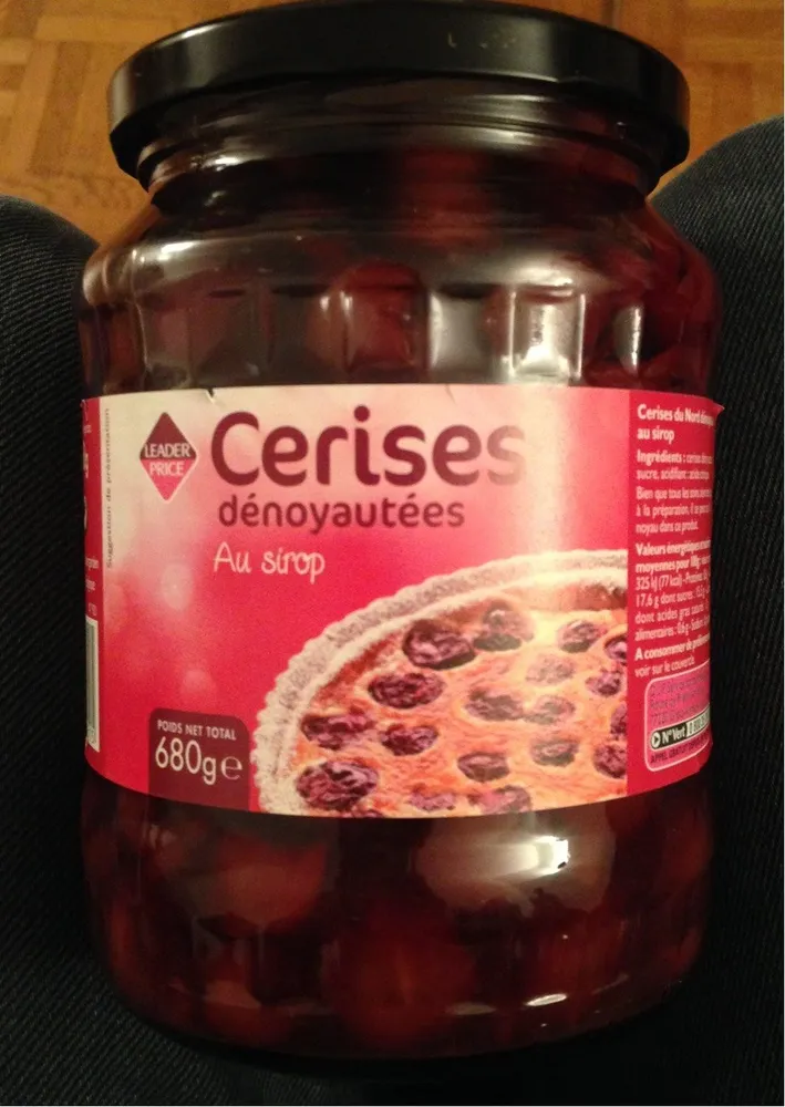 Cerises dénoyautées au sirop