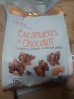 Cacahuètes enrobées de chocolat au lait