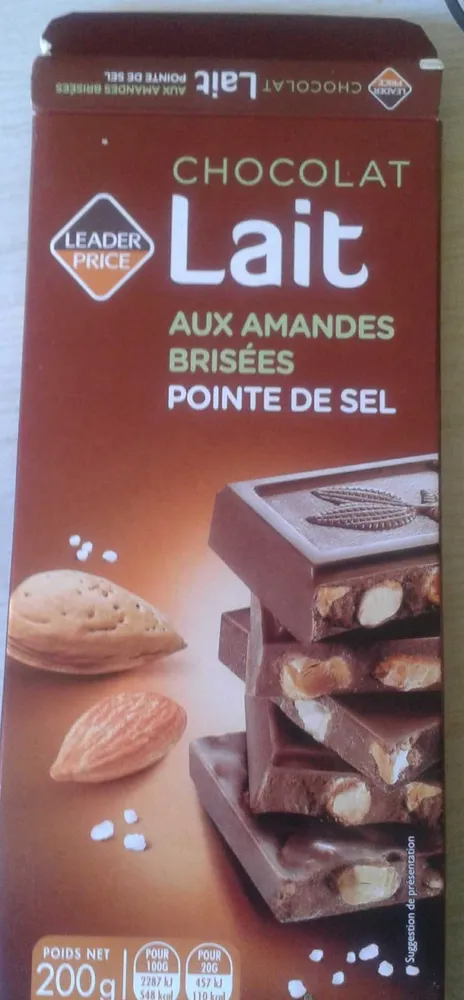 Chocolat Lait aux Amandes Brisées, Pointe de Sel