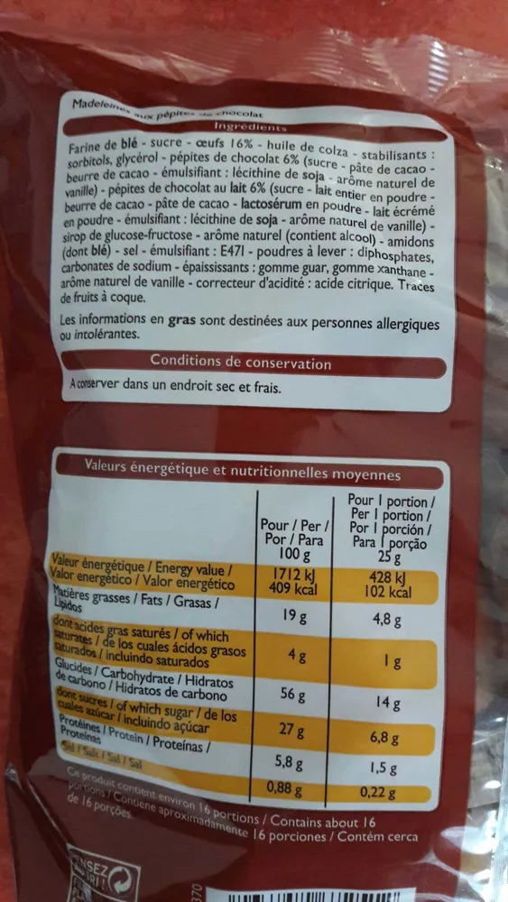 Madeleines aux œufs avec pépites de chocolat