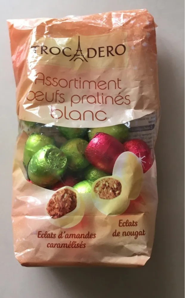 Assortiment oeufs pralinés blanc