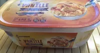 Glace vanille sauce caramel et morceaux de noix de pecan