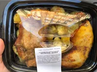 Cuisse de Poulet Rôtie et Pommes de Terre Cuisinées