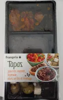Tapas "poivrons marinés, tapenade, olives vertes et fromage"
