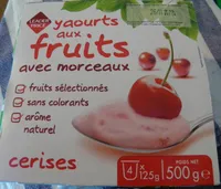 Yaourts aux fruits avec morceaux Cerises