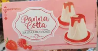 Panna cotta sur lit aux fruits rouges
