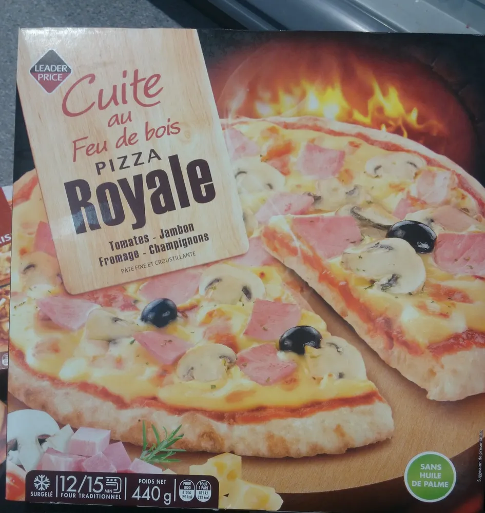 Pizza Royale Cuite au Feu de Bois