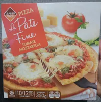 La Pâte Fine Tomate Mozzarella