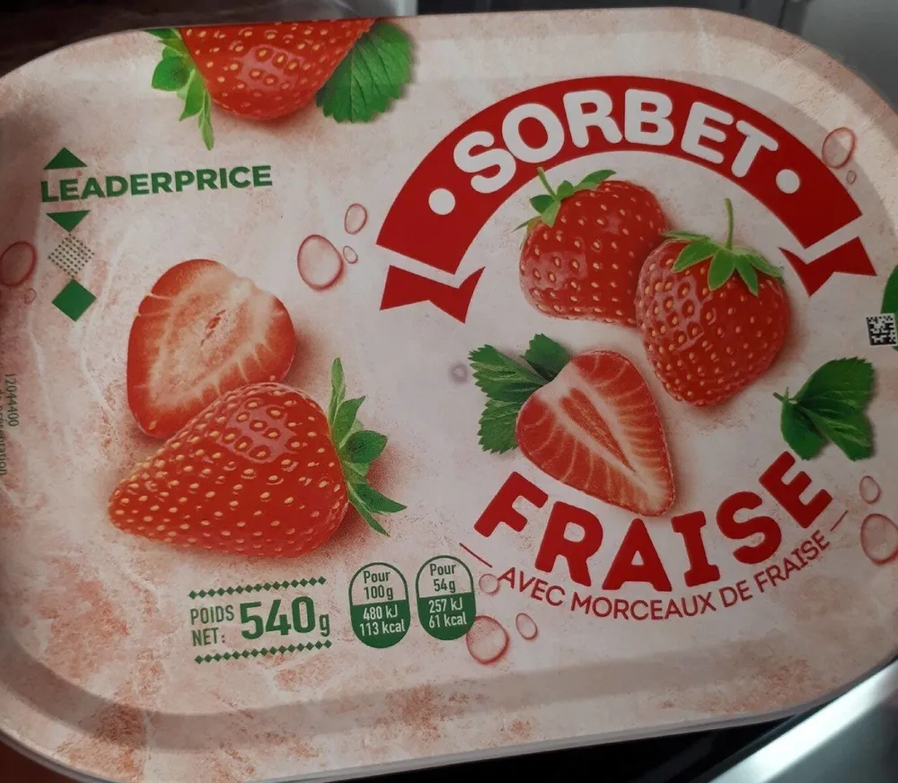 Sorbet fraises avec morceaux de fraise