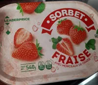 Sorbet fraises avec morceaux de fraise