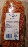 Pâtes alimentaires aromatisées à la tomate