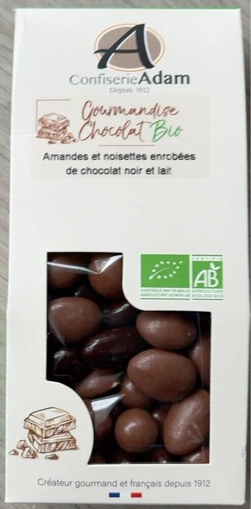 Bio amandes et noisettes aux chocolats lait et noir